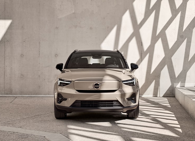 Amplitude-Auto-Volvo-EX40